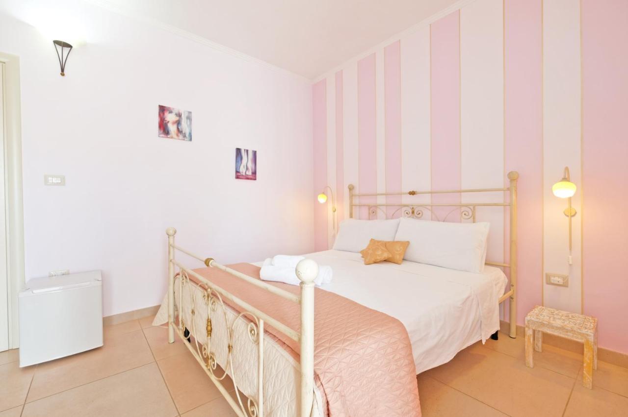 Bed and Breakfast Adua Art Кастріньяно-дель-Капо Екстер'єр фото