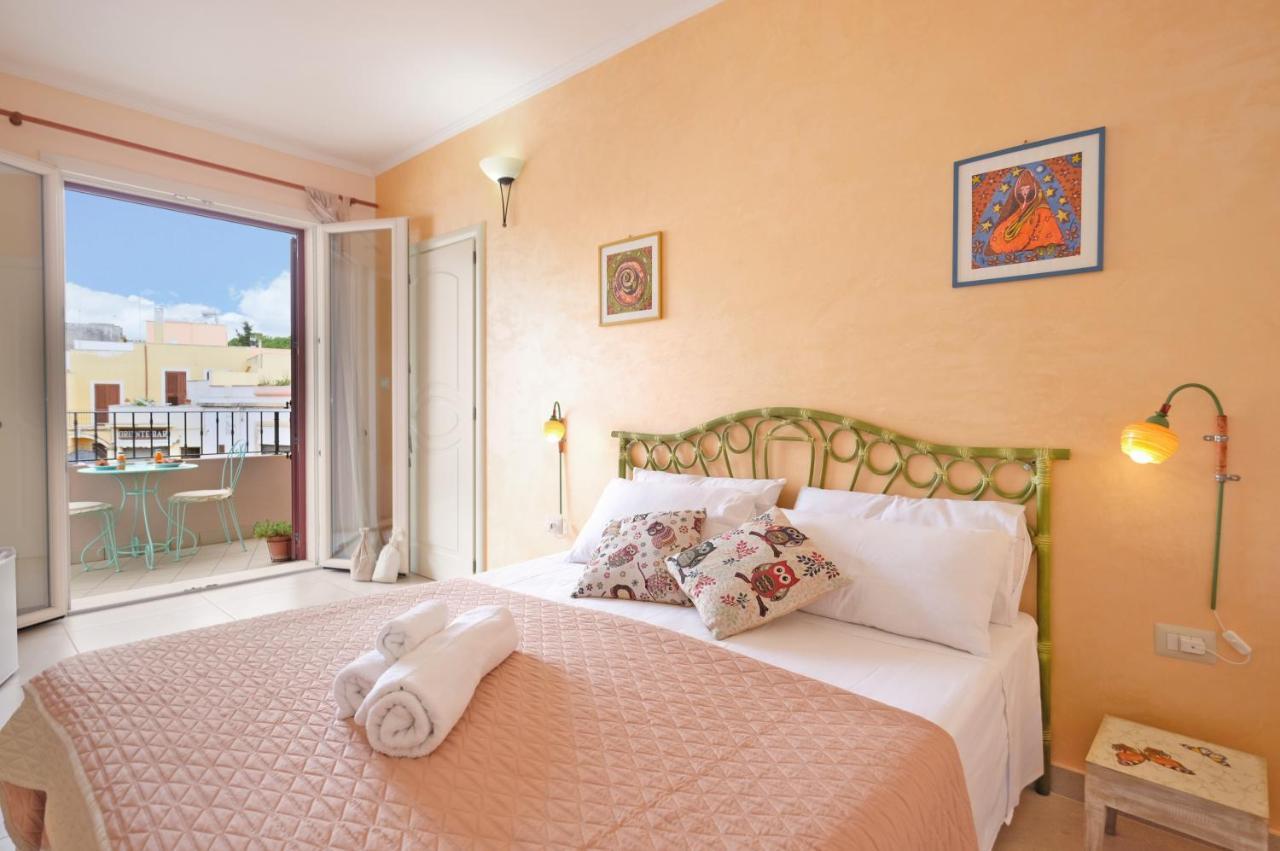Bed and Breakfast Adua Art Кастріньяно-дель-Капо Екстер'єр фото